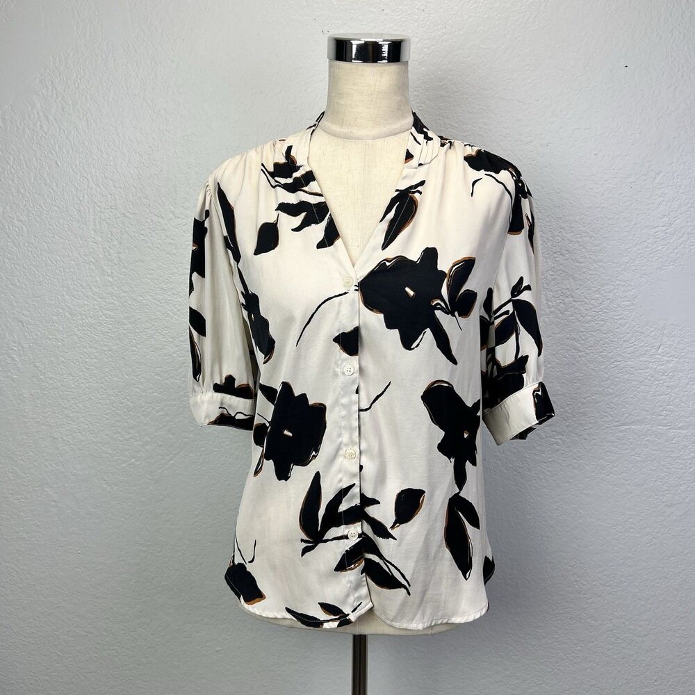 TTahari airflow Floral Ivori Black Office Quiet Luxury Silky Soft Blouse Size L